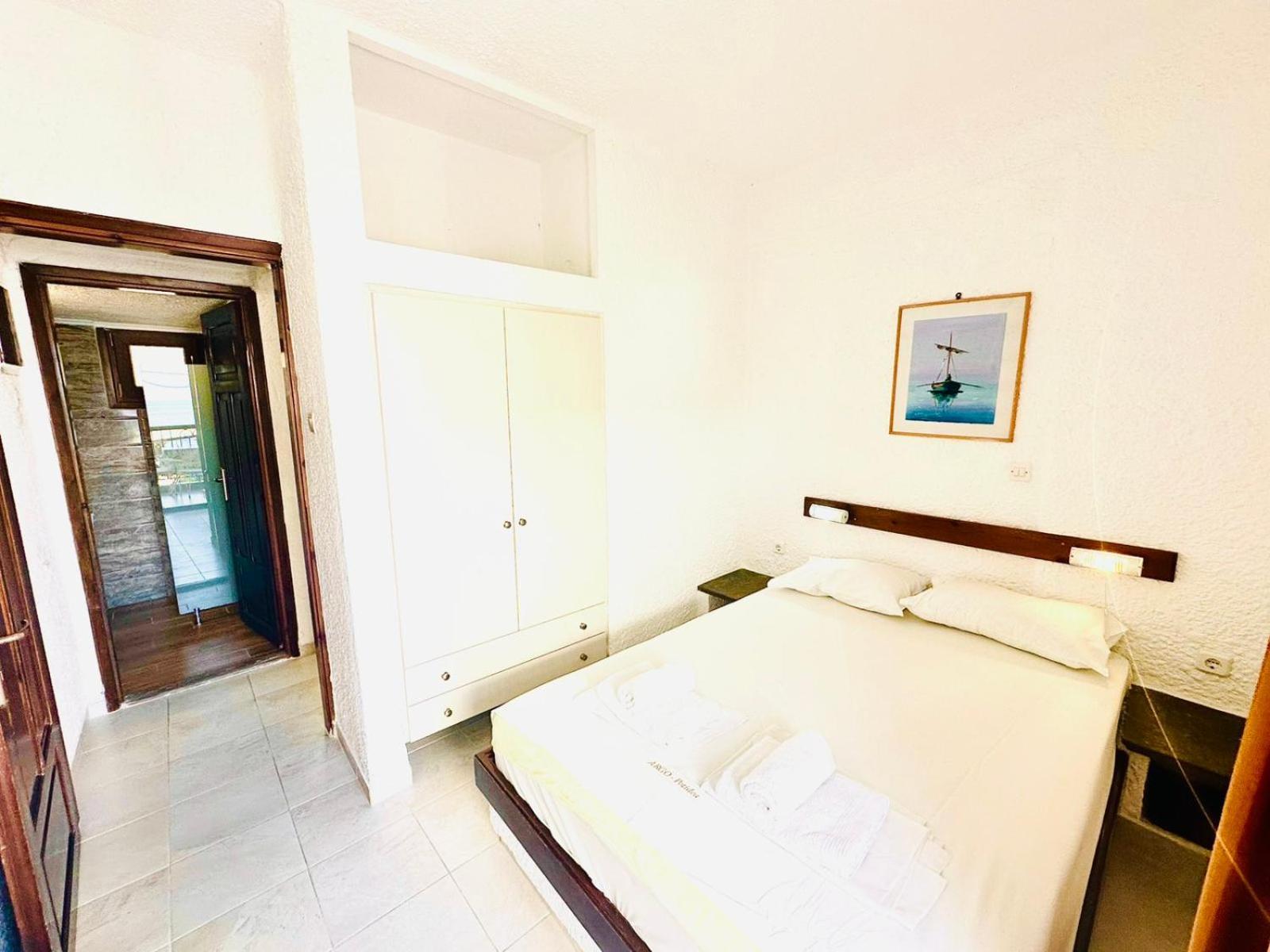 Argo Apartments Nea Poteidaia Phòng bức ảnh